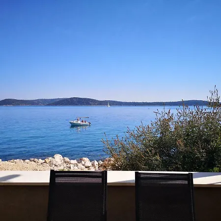 Villa Sea Side *
